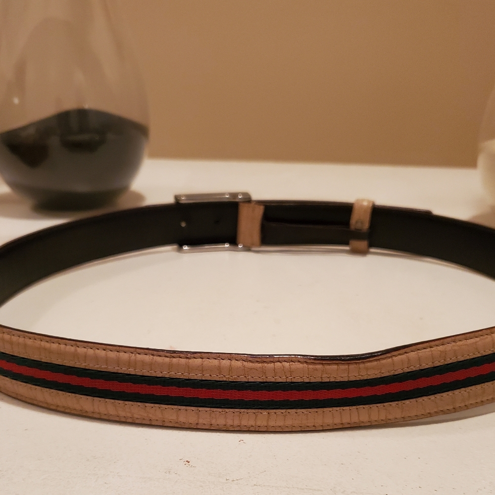 Gucci Leather & Canvas Belt 🎊 Host Pick - Picture 5 of 12